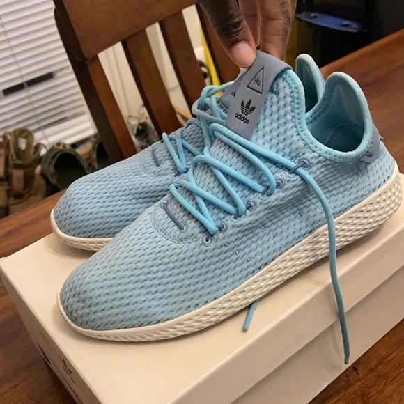 Youth size 7 boys pharrrell Williams adidas - Picture 3 of 4